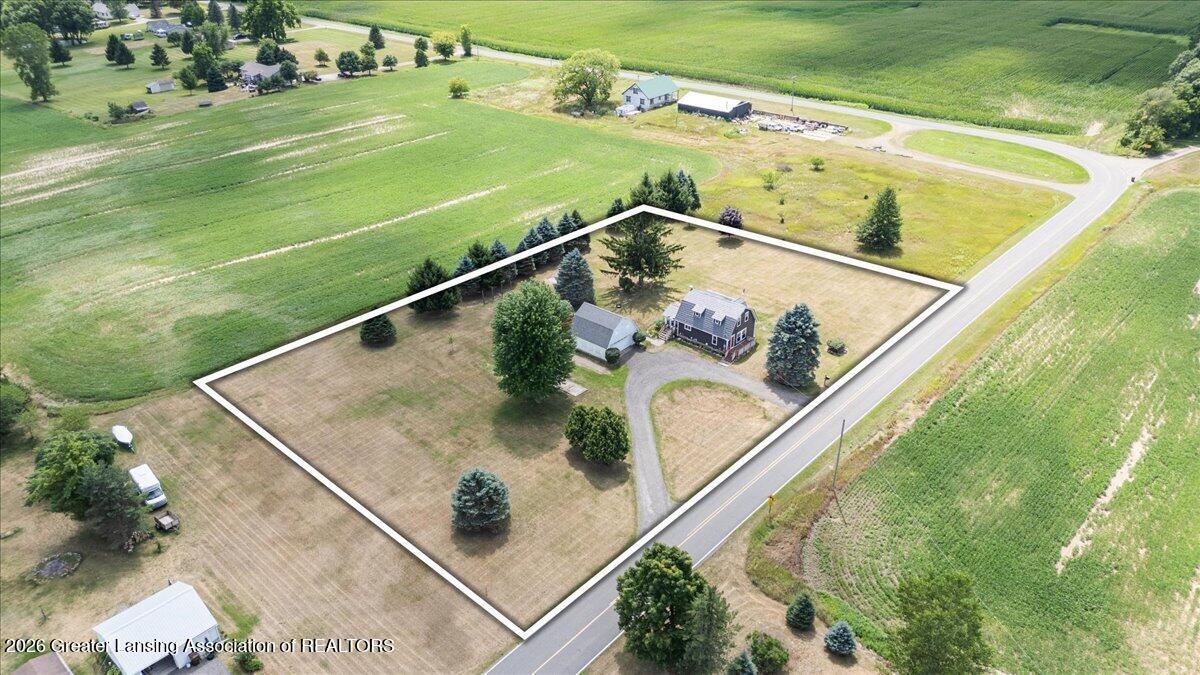 4885 West Locke Road Perry, MI 48872 - Photo 3 of 46 03-Media Jett -07.2