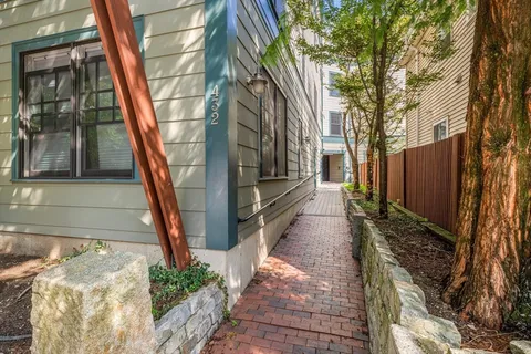 $549,000 | 432 Norfolk Street, Unit 4G, Somerville, MA 02143