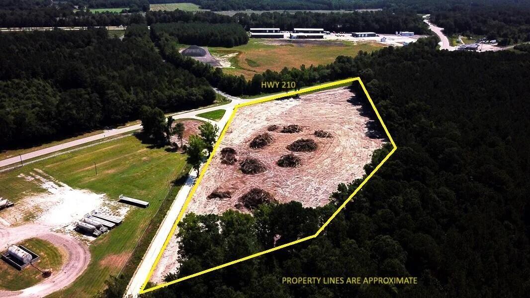 416 Sc-210 Bowman, SC 29018 - Photo 2 of 4 2