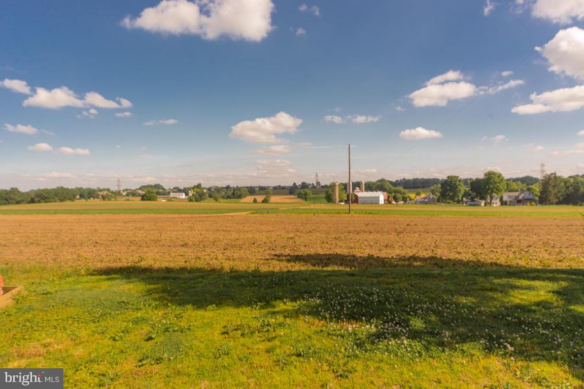 1753 Pioneer Road Lancaster, PA 17602 - Photo 26 of 28 Gallery Image 26