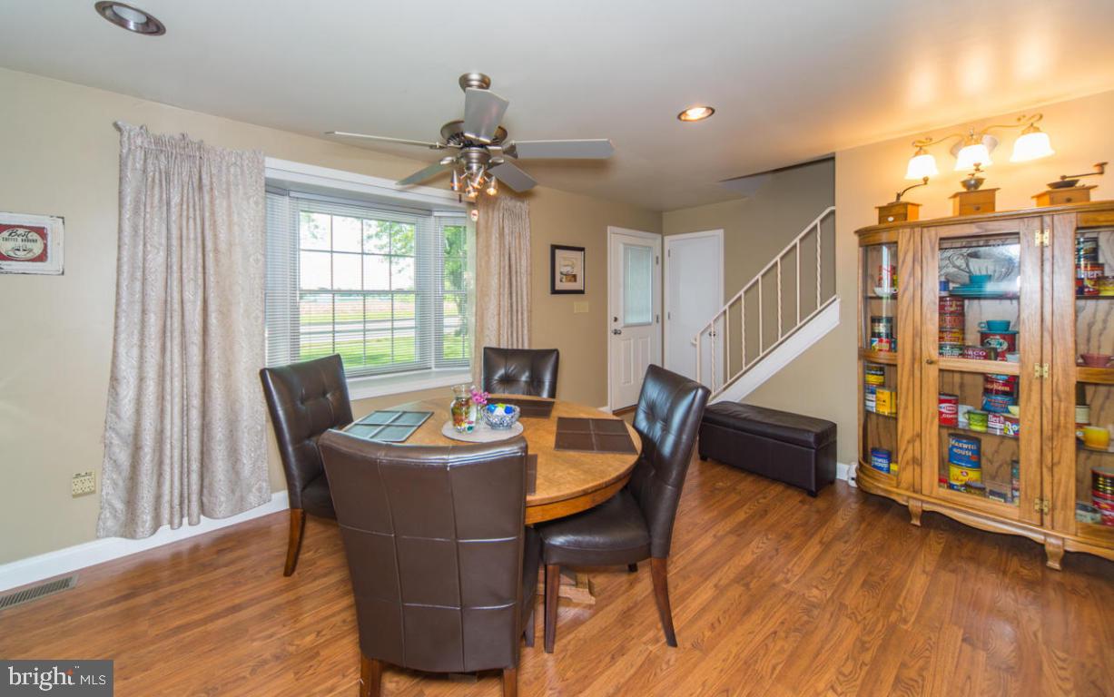 1753 Pioneer Road Lancaster, PA 17602 - Photo 5 of 28 Gallery Image 5