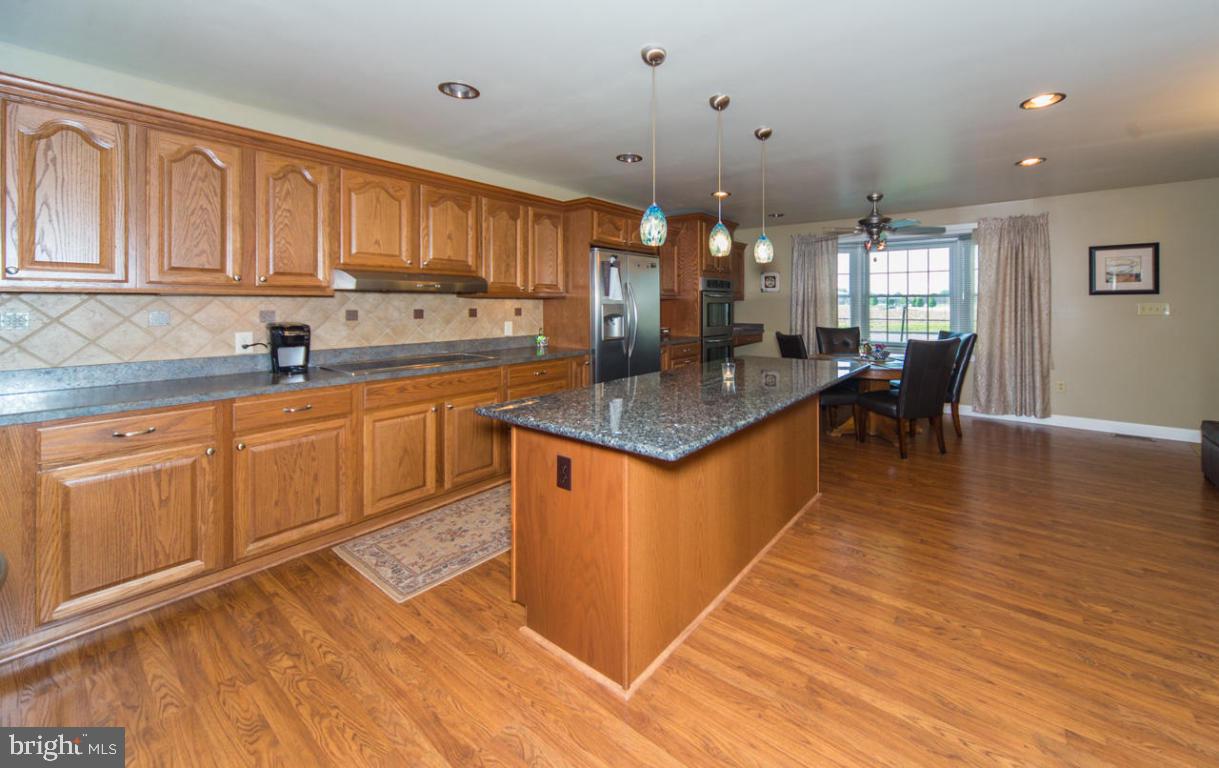 1753 Pioneer Road Lancaster, PA 17602 - Photo 8 of 28 Gallery Image 8