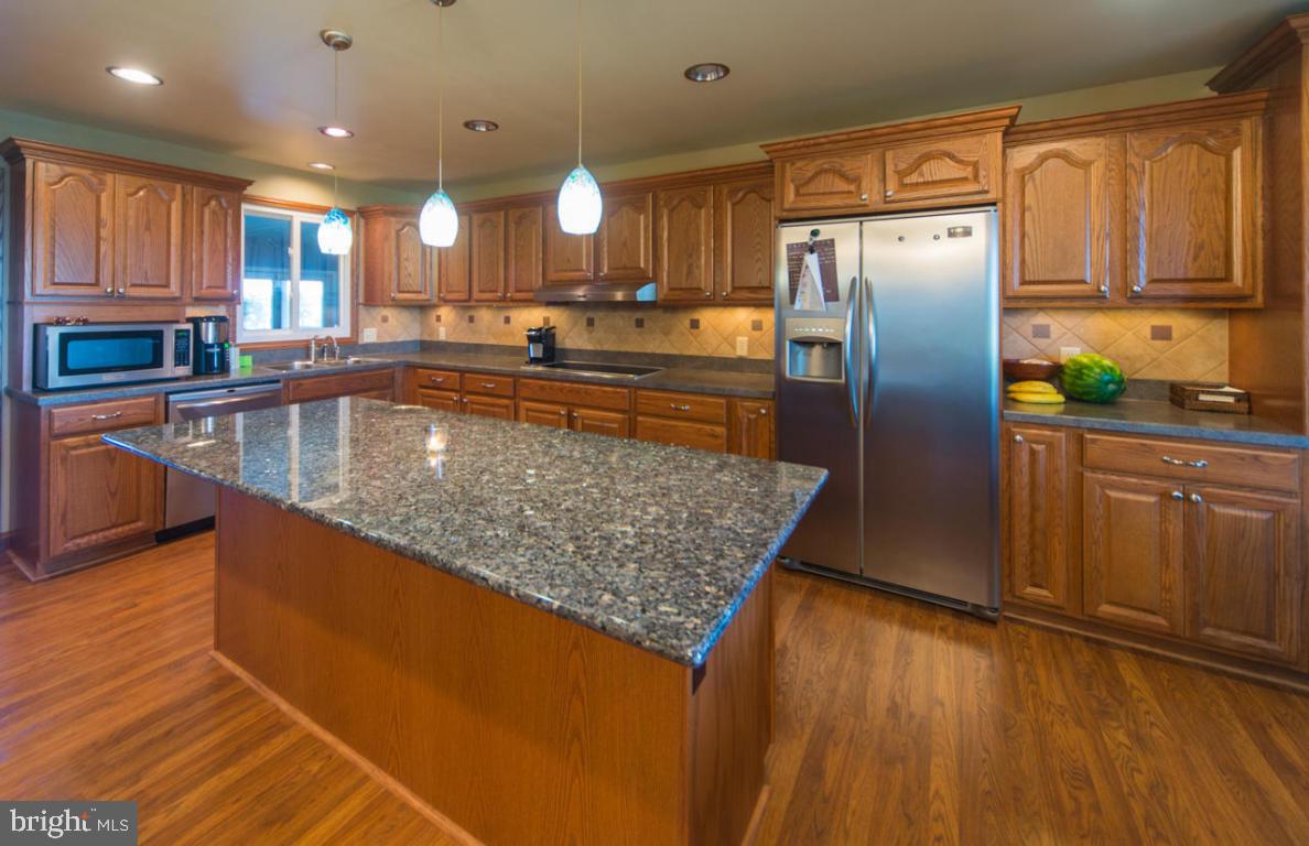 1753 Pioneer Road Lancaster, PA 17602 - Photo 9 of 28 Gallery Image 9