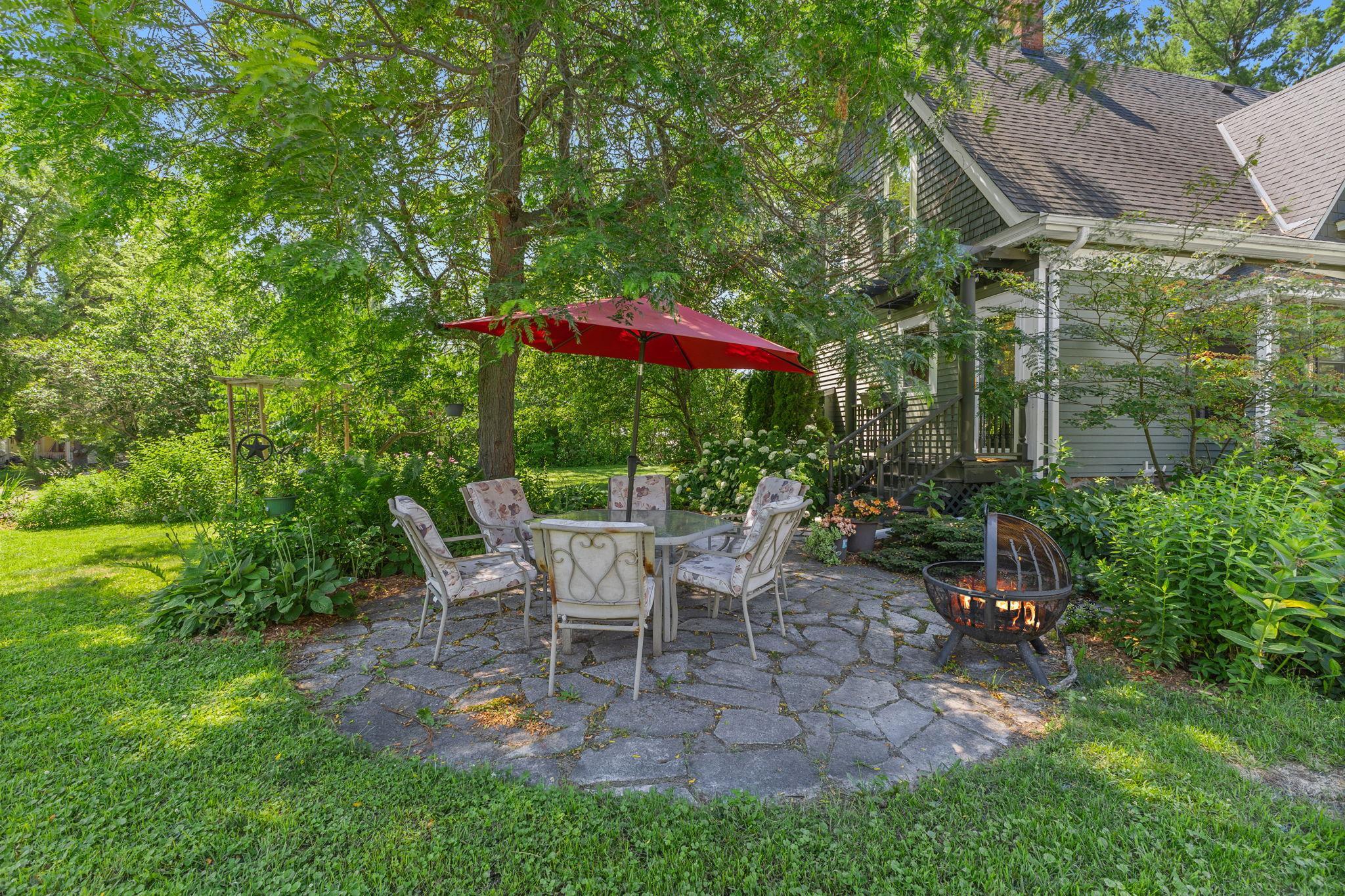 228 Summit Avenue Center City, MN 55012 - Photo 48 of 71