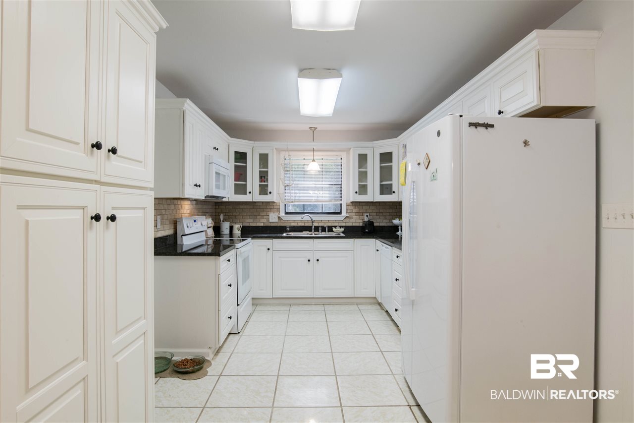 7311 Fairmont Drive Foley, AL 36535 - Photo 15 of 37