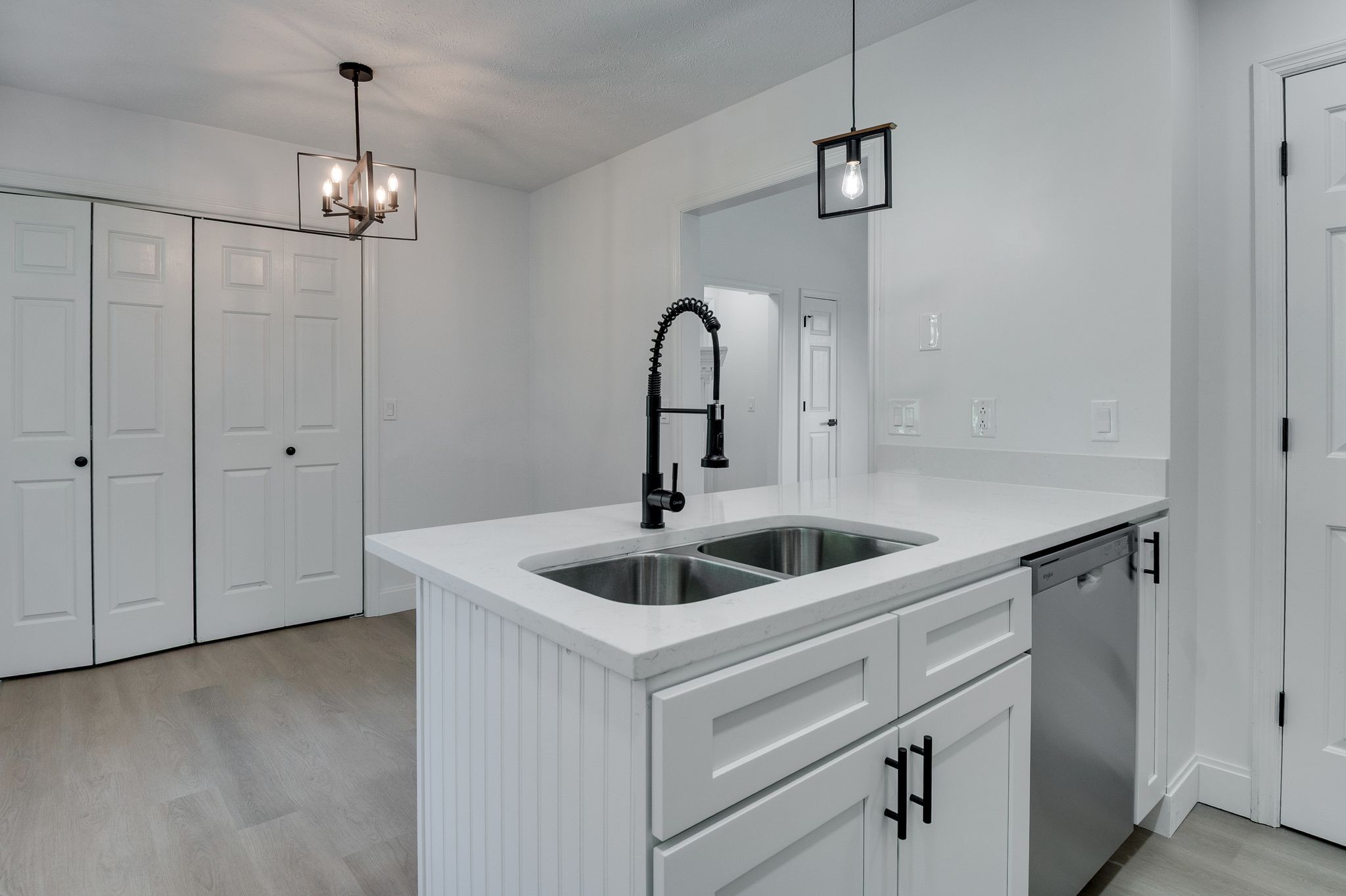 870 Reeves Road Antioch, TN 37013 - Photo 6 of 33
