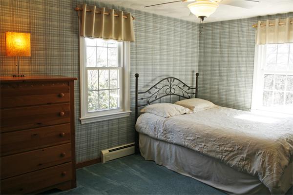 8 Riverview Avenue Maynard, MA 01754 - Photo 19 of 30 Gallery Image 19