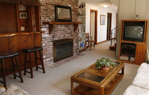 8 Riverview Avenue Maynard, MA 01754 - Photo 20 of 30 Gallery Image 20