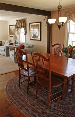 8 Riverview Avenue Maynard, MA 01754 - Photo 10 of 30 Gallery Image 10