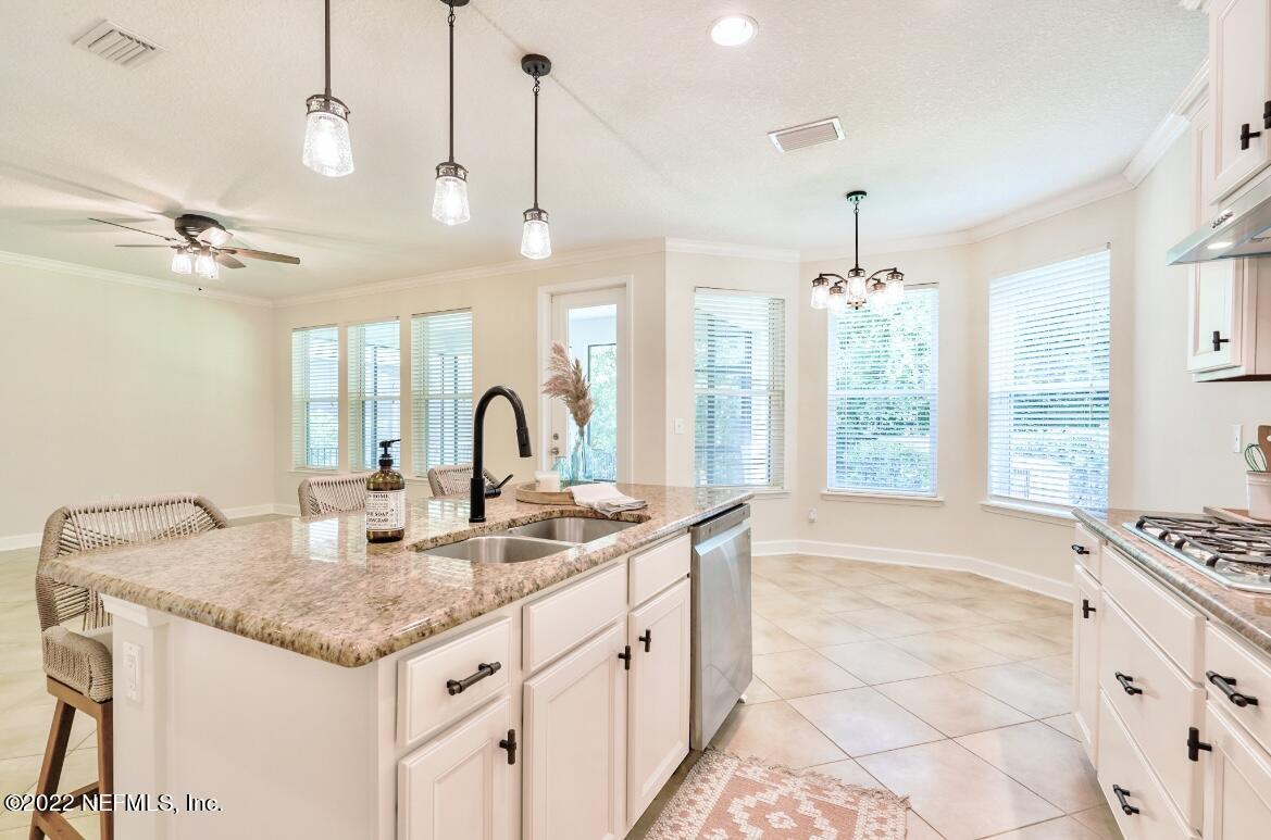 237 Spring Park Avenue Ponte Vedra, FL 32081 - Photo 11 of 48 8B4BCBA5-ECE7-44AB-9CB0-5F4C30C27653