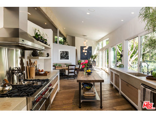 29715 Cuthbert Road Malibu, CA 90265 - Photo 12 of 31