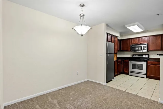 $239,900 | 2801 Chancellorsville Drive, Unit 827, Tallahassee, FL 32312