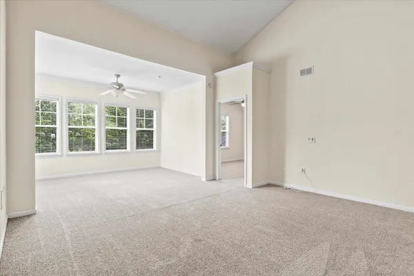 $239,900 | 2801 Chancellorsville Drive, Unit 827, Tallahassee, FL 32312