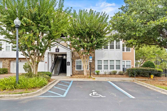 $239,900 | 2801 Chancellorsville Drive, Unit 827, Tallahassee, FL 32312