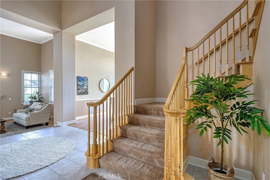 24932 Normans Way Calabasas, CA 91302 - Photo 27 of 63 a view of entryway with livingroom