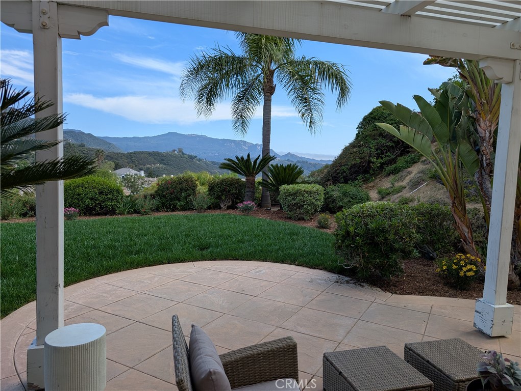 24932 Normans Way Calabasas, CA 91302 - Photo 47 of 63 a view of a backyard with plants