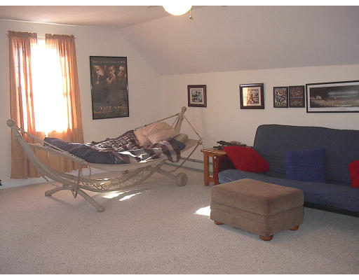 9 Ridgeland Heights Road Haverhill, MA 01832 - Photo 8 of 13 Gallery Image 8