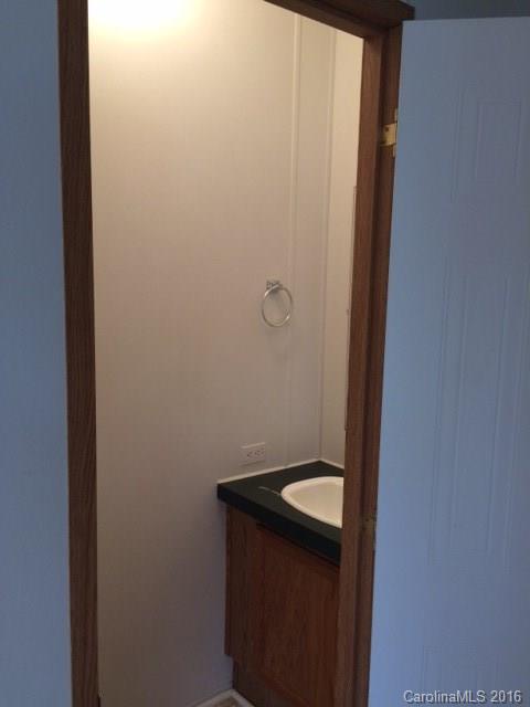 234 Davis Road Shelby, NC 28152 - Photo 6 of 16 Gallery Image 6