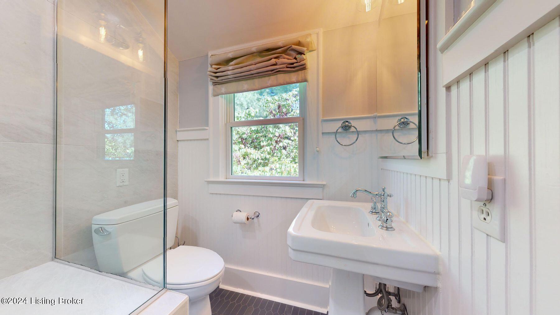 34 Hill Road Louisville, KY 40204 - Photo 28 of 63 photo_online_027