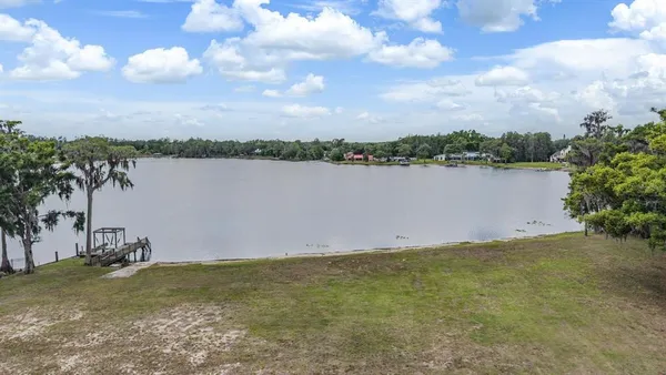 $1,800,000 | 215 Lake Brant Drive, Lutz, FL 33548