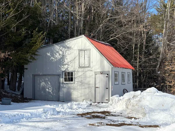 $250,000 | 64 County Road, Springfield, VT 05150