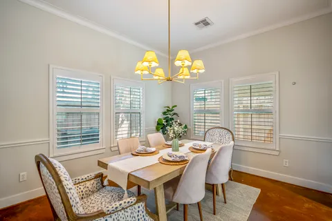 $435,000 | 905 West 23rd Street, Houston, TX 77008