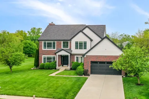 $695,000 | 4229 Greenthread Drive, Zionsville, IN 46077