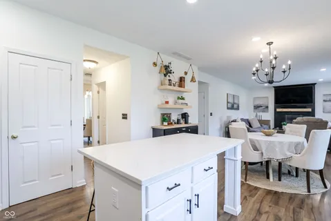 $695,000 | 4229 Greenthread Drive, Zionsville, IN 46077
