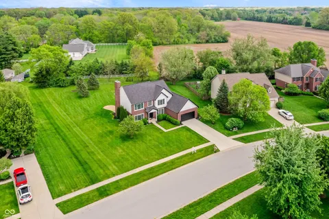 $695,000 | 4229 Greenthread Drive, Zionsville, IN 46077