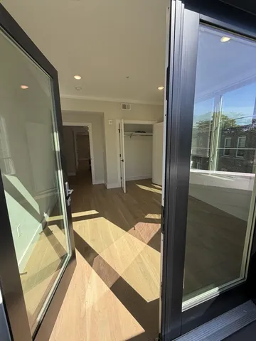 $6,095 | 104-106 Warren Street, Unit 7, Boston, MA 02135