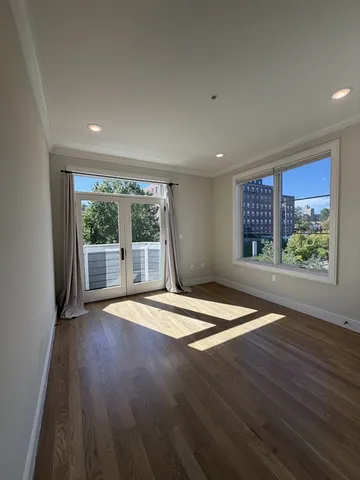 $6,095 | 104-106 Warren Street, Unit 7, Boston, MA 02135