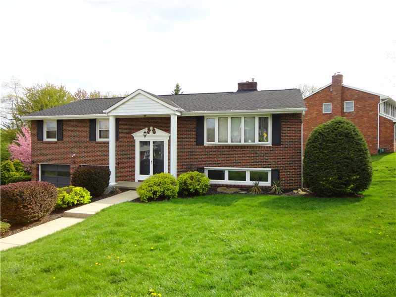171 North Jamestown Road Coraopolis, PA 15108 - Photo 1 of 22 Exterior Front.