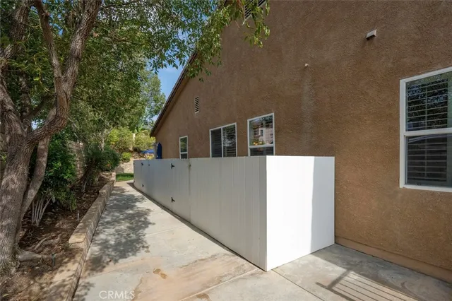 $1,100,000 | 22025 Lytle Court, Saugus, CA 91390