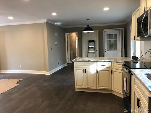 611 3rd St Place Southwest Conover, NC 28613 - Photo 6 of 19 Gallery Image 6