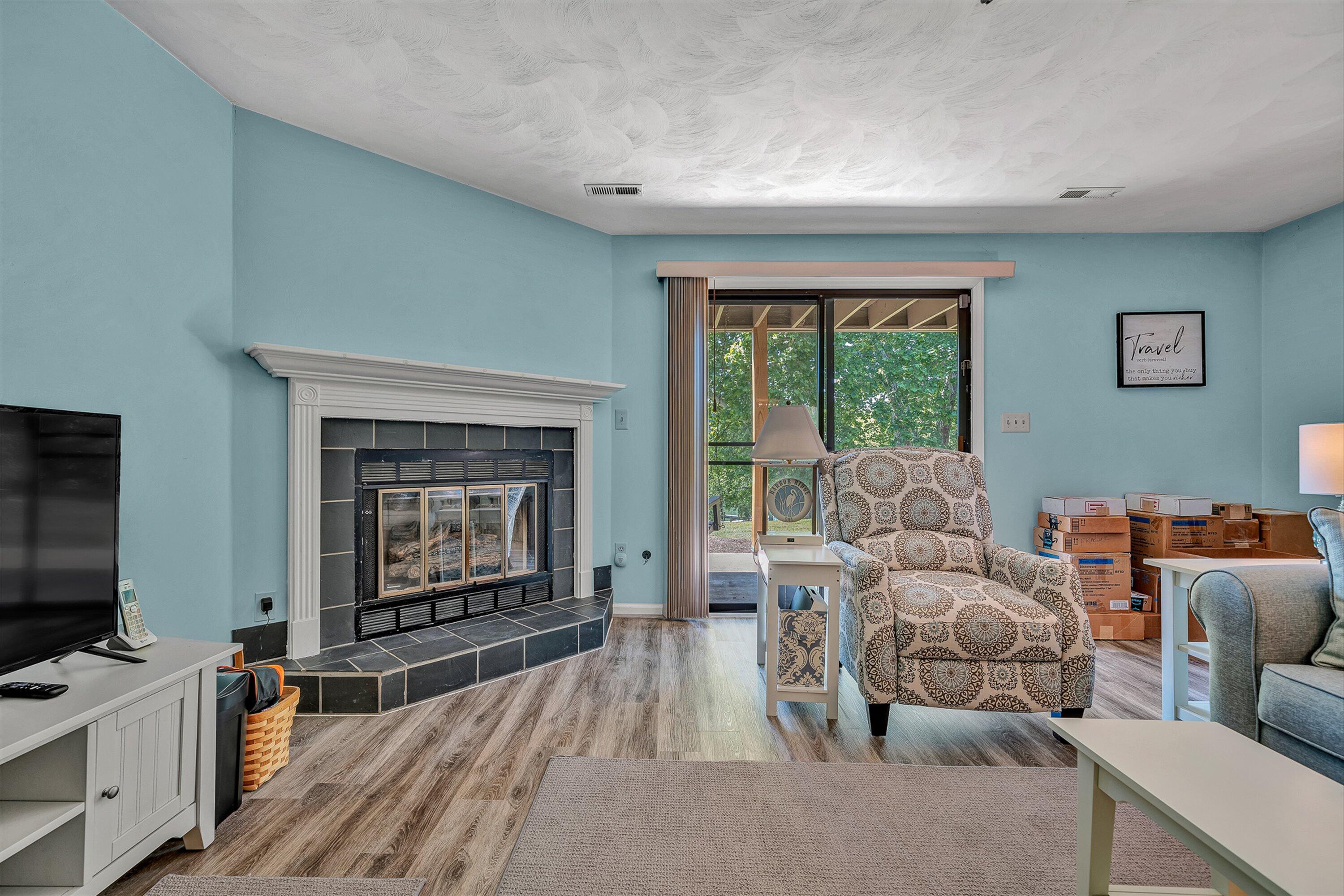 401 Harbor Ridge Drive Goodview, VA 24095 - Photo 14 of 35 23-VM-06623
