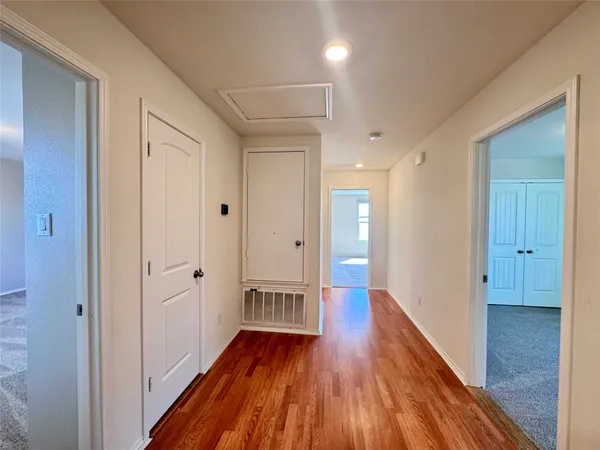 $2,500 | 16501 Brogan Lane, Pflugerville, TX 78660