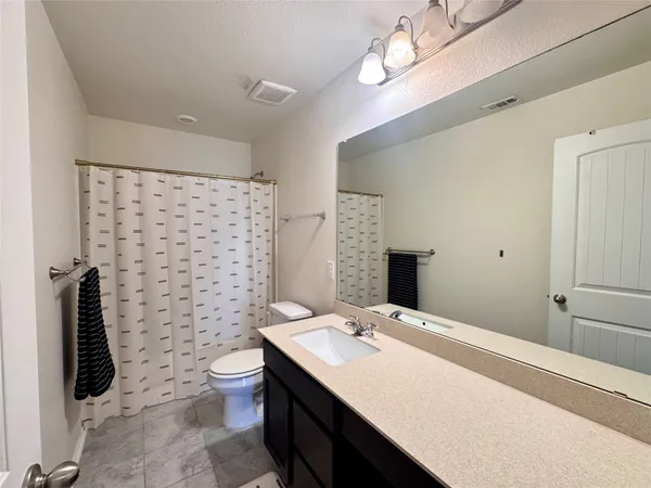 $2,500 | 16501 Brogan Lane, Pflugerville, TX 78660