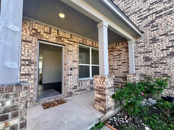 $2,500 | 16501 Brogan Lane, Pflugerville, TX 78660