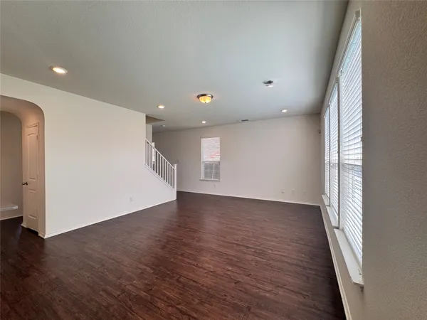 $2,500 | 16501 Brogan Lane, Pflugerville, TX 78660