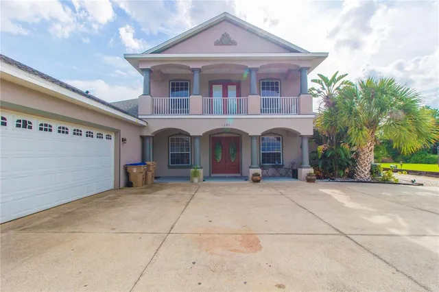 $699,900 | 1380 East Lakeshore Boulevard, Kissimmee, FL 34744