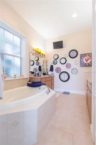 $699,900 | 1380 East Lakeshore Boulevard, Kissimmee, FL 34744