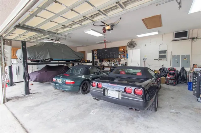 $699,900 | 1380 East Lakeshore Boulevard, Kissimmee, FL 34744