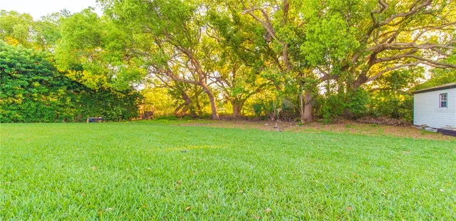 $699,900 | 1380 East Lakeshore Boulevard, Kissimmee, FL 34744