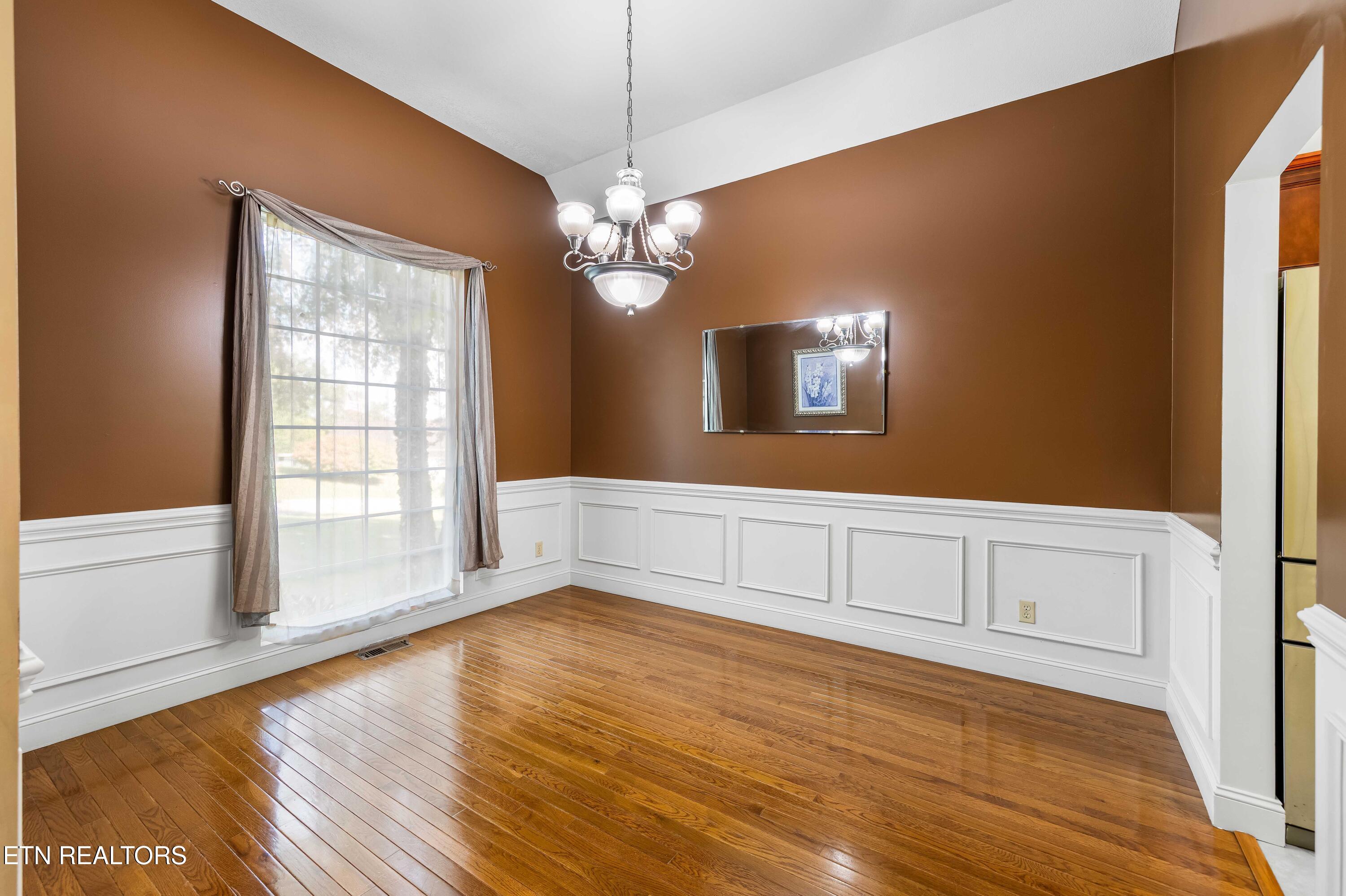 8127 Campbells Point Road Corryton, TN 37721 - Photo 19 of 60 030A9523