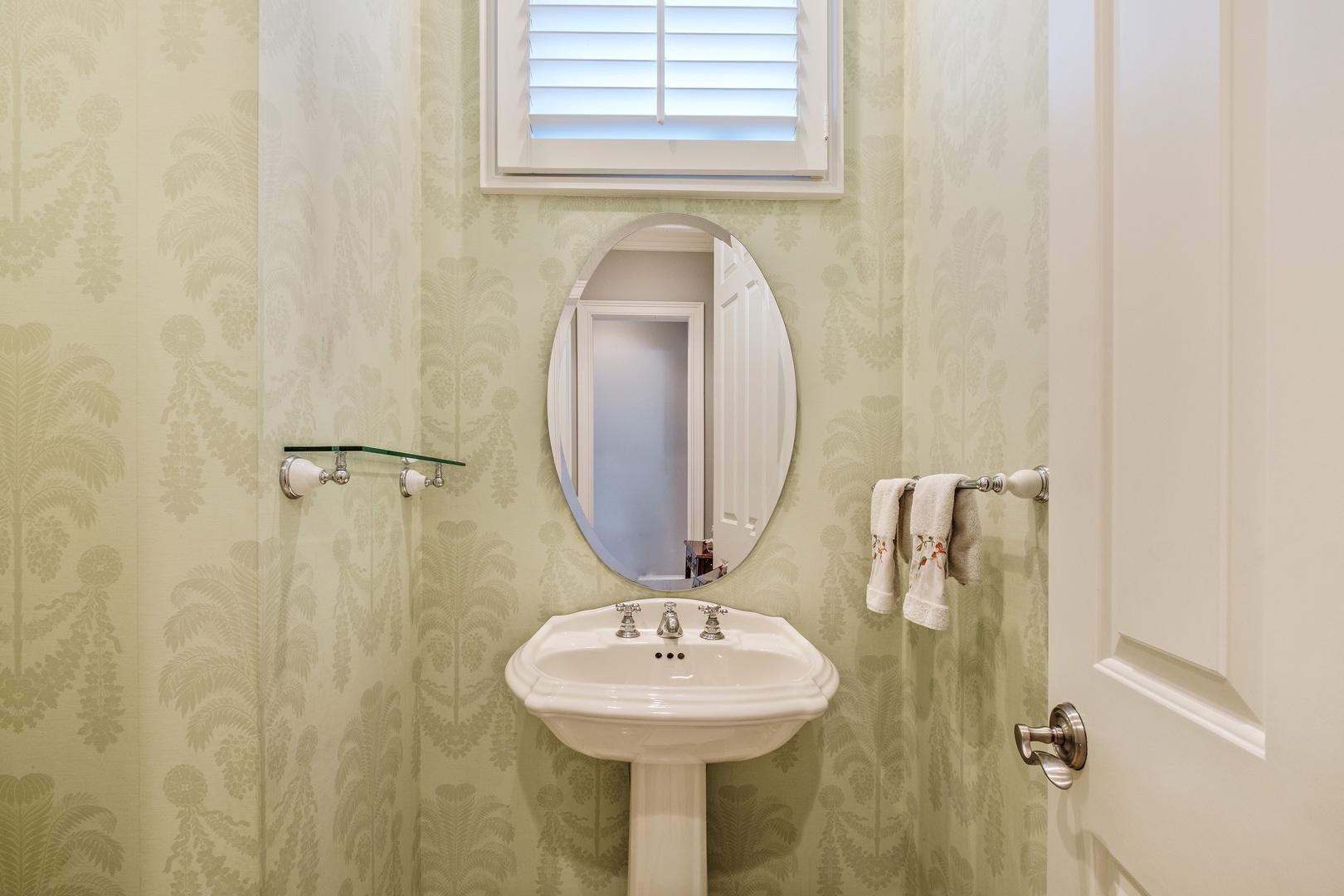 1063 Oak Street Winnetka, IL 60093 - Photo 12 of 25