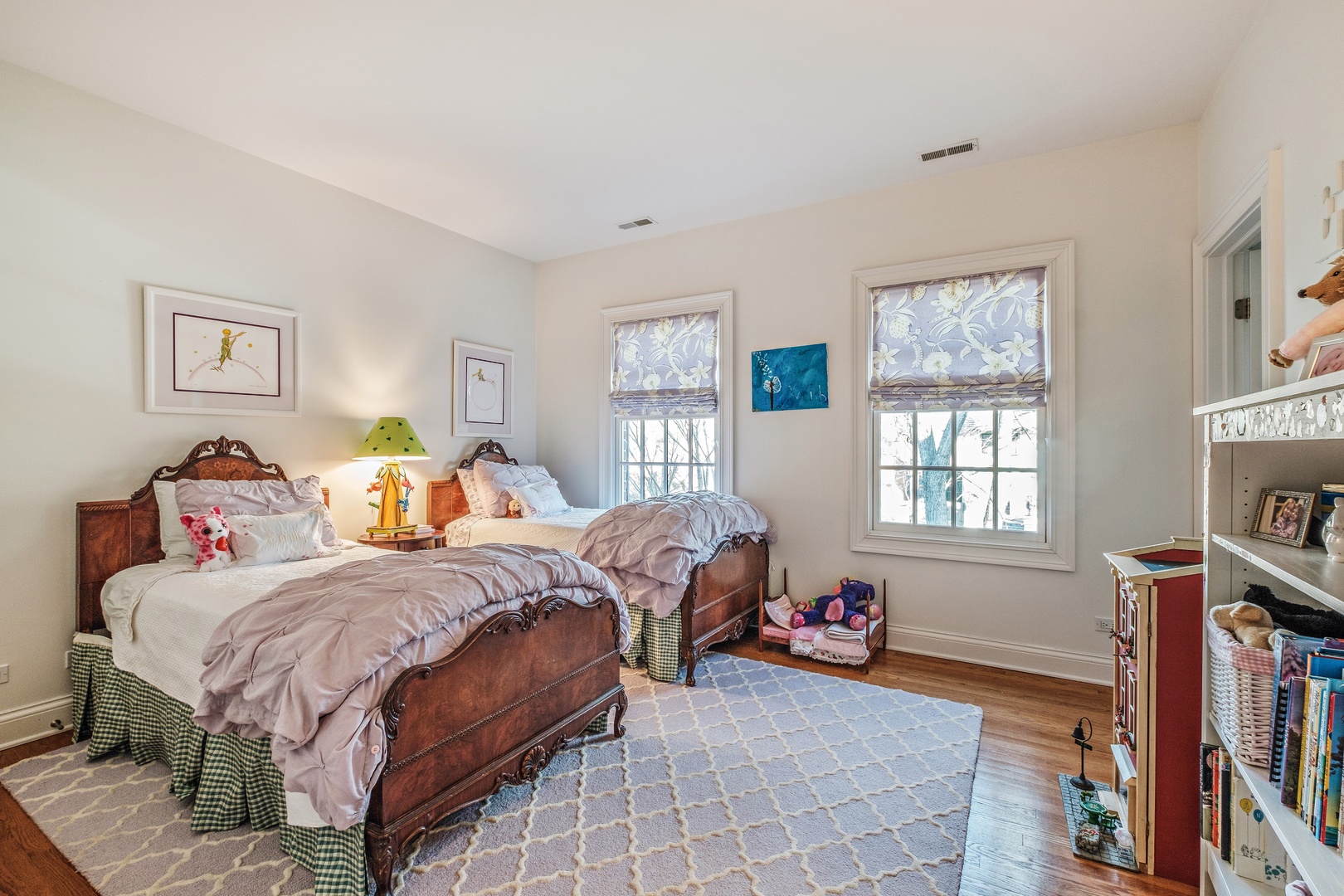 1063 Oak Street Winnetka, IL 60093 - Photo 17 of 25