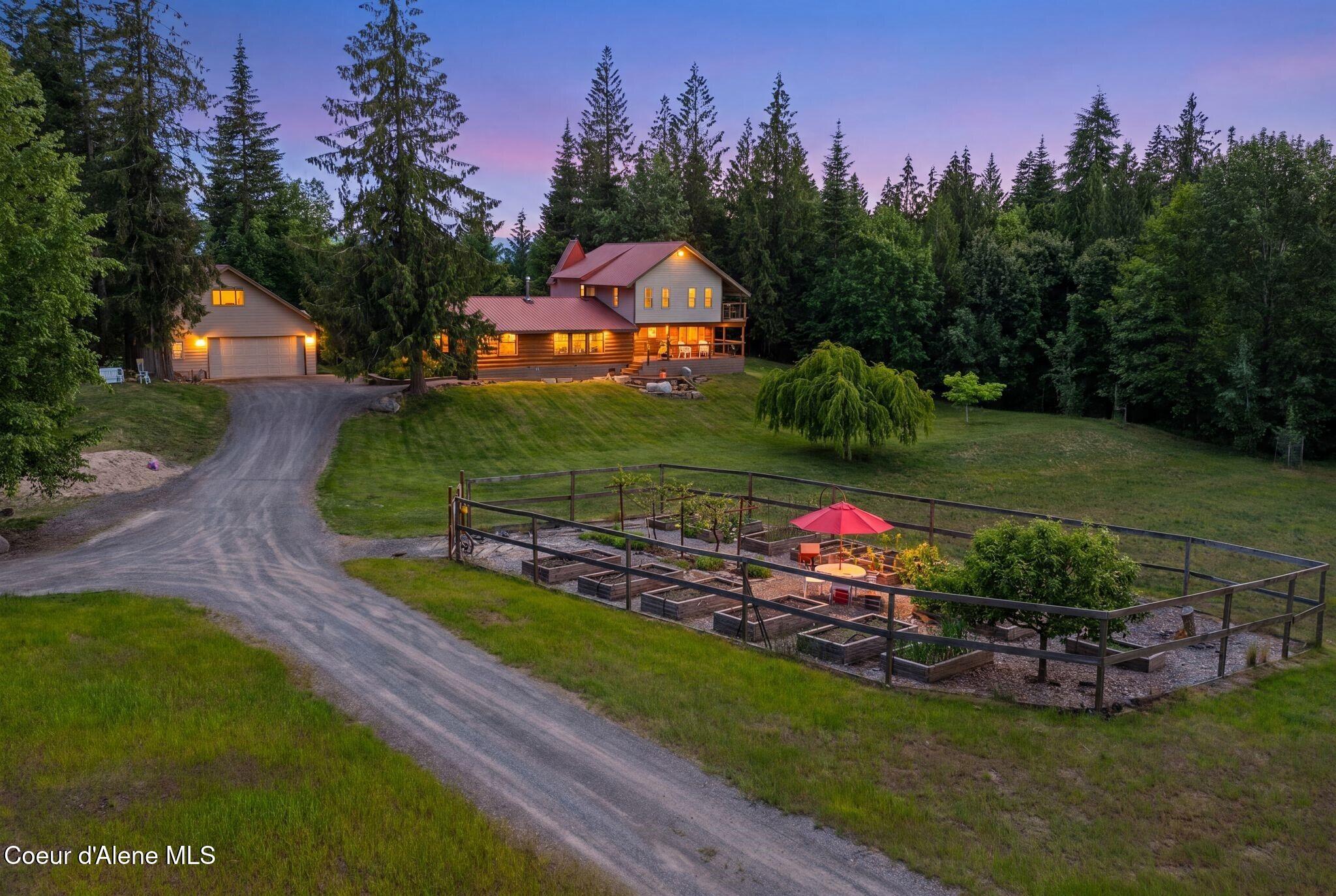 343 West Spring Creek Road Hope, ID 83836 - Photo 10 of 55 343 Spring Creek