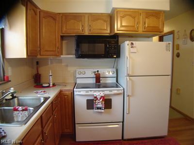 30430 Eddy Road Willoughby Hills, OH 44094 - Photo 9 of 25