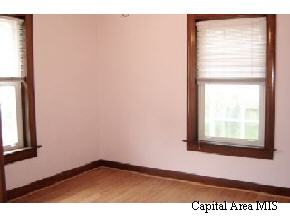 2400 South 11th Street Springfield, IL 62703 - Photo 5 of 9 Gallery Image 5