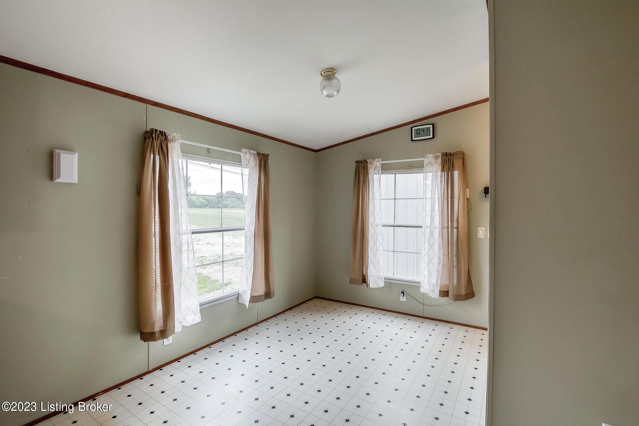 1015 Hobbs Reesor Road Vine Grove, KY 40175 - Photo 17 of 49 1015 Hobbs Reesor Rd, Vine Grove, KY 401